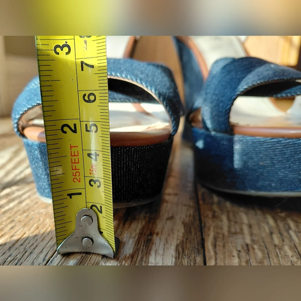 Guess Women's Denim Wedge Sandals Size 9m - Picture 5 of 6